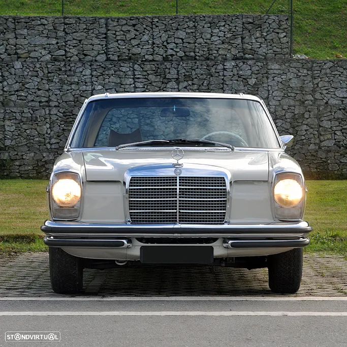 Mercedes-Benz 250 - 3
