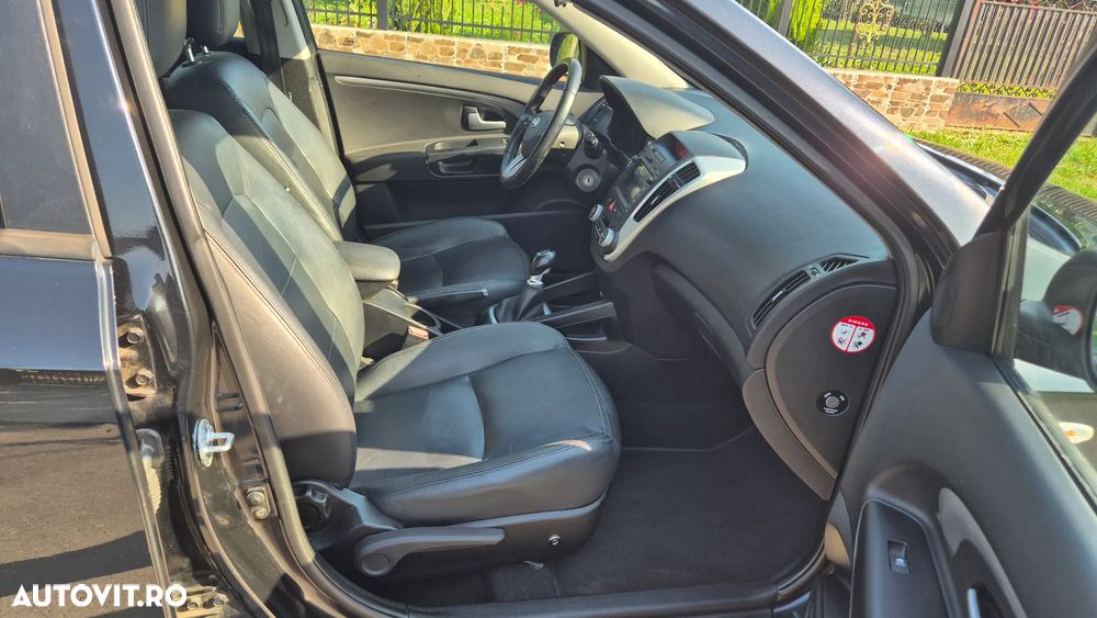 Kia Ceed 1.4 CVVT Dream-Team Edition - 14