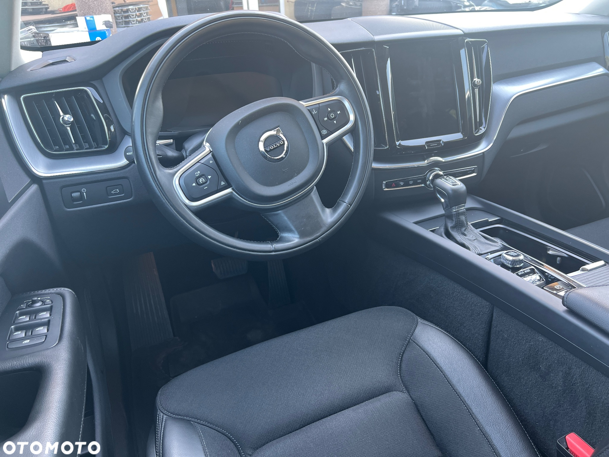 Volvo XC 60 T5 AWD Momentum - 16
