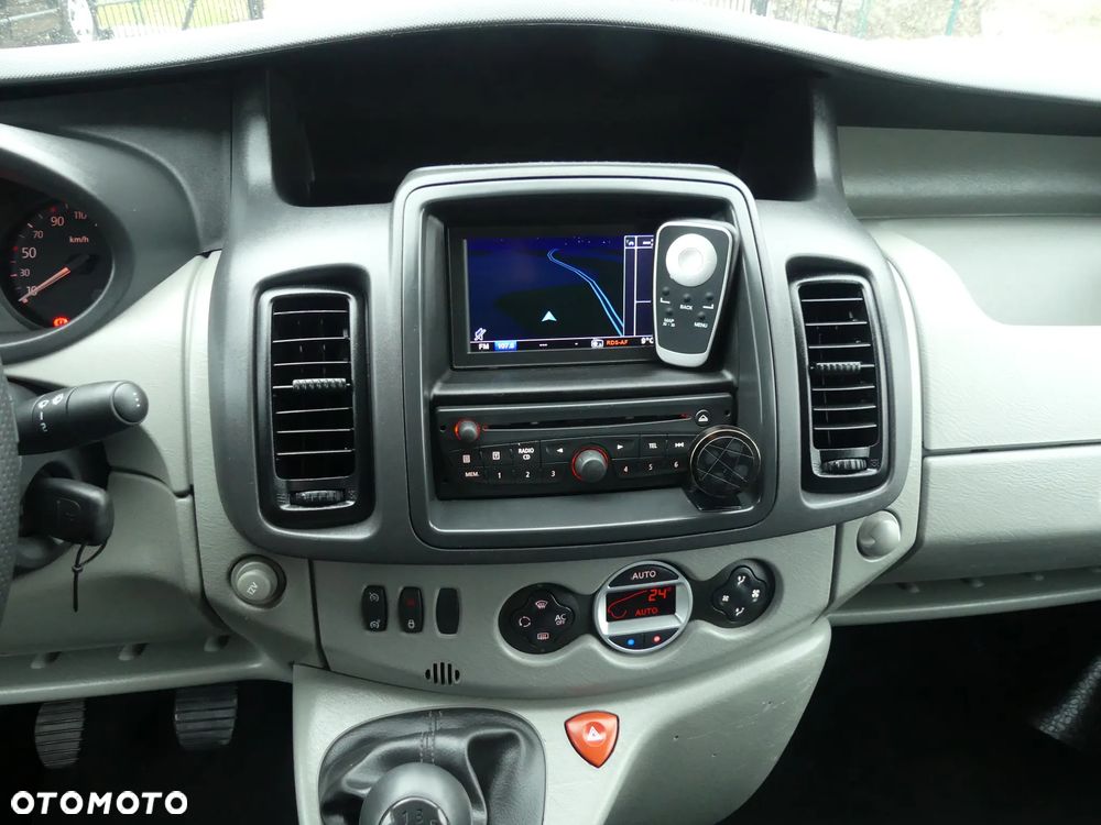 Renault TRAFIC - 19