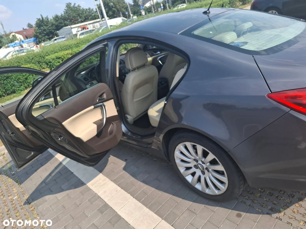 Opel Insignia 2.0 CDTI 4x4 Design Edition - 12