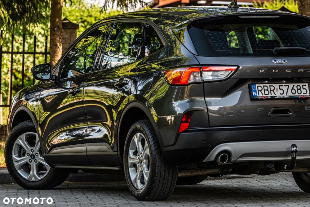 Ford Kuga - 16