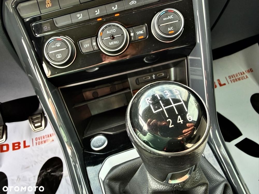 Volkswagen T-Roc 2.0 TDI SCR Style - 17