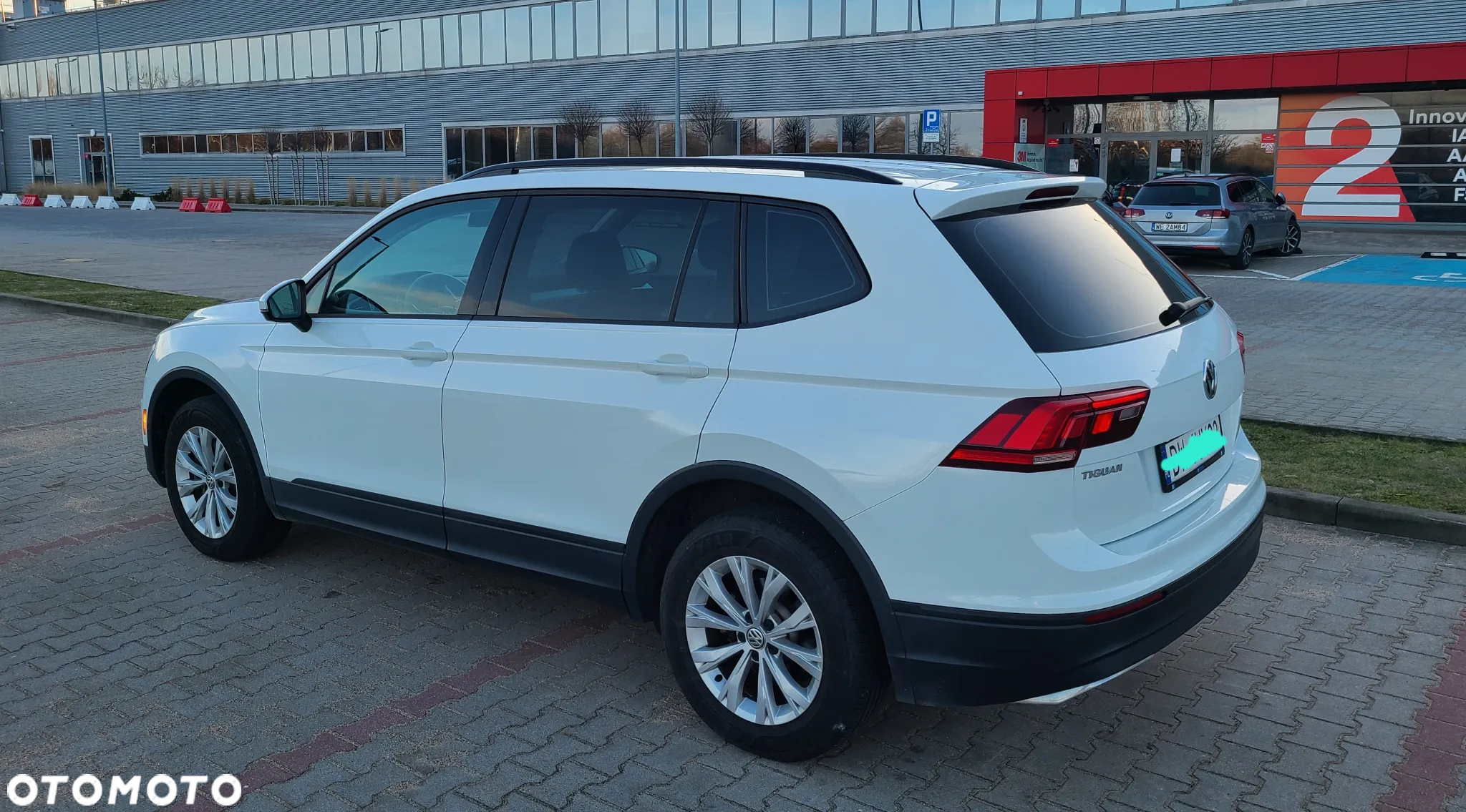 Volkswagen Tiguan 2.0 TSI 4Mot Comfortline DSG - 4