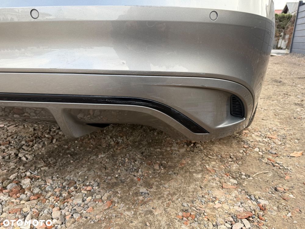 Jaguar XF P250 HSE - 28