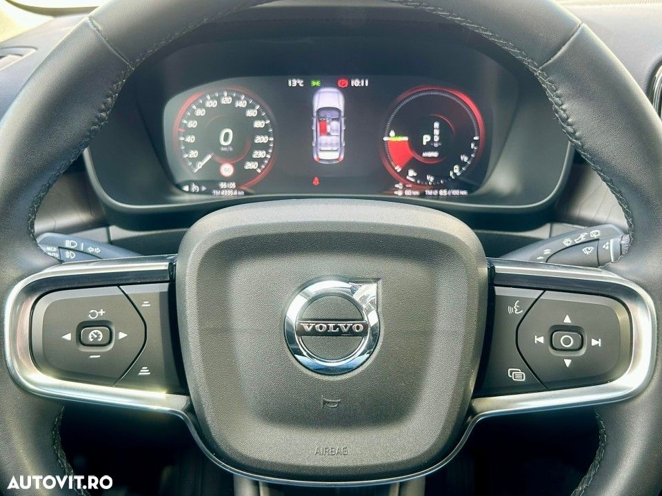 Volvo XC 40 - 12