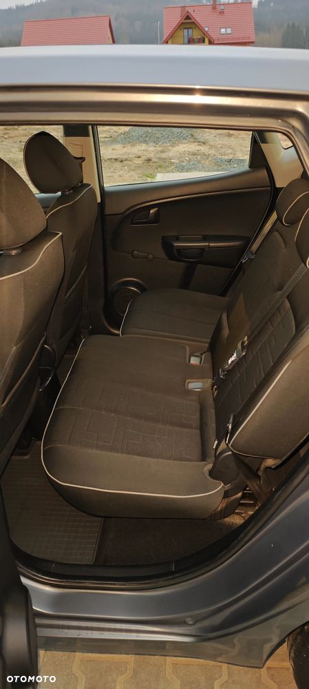 Kia Venga 1.4 M - 13