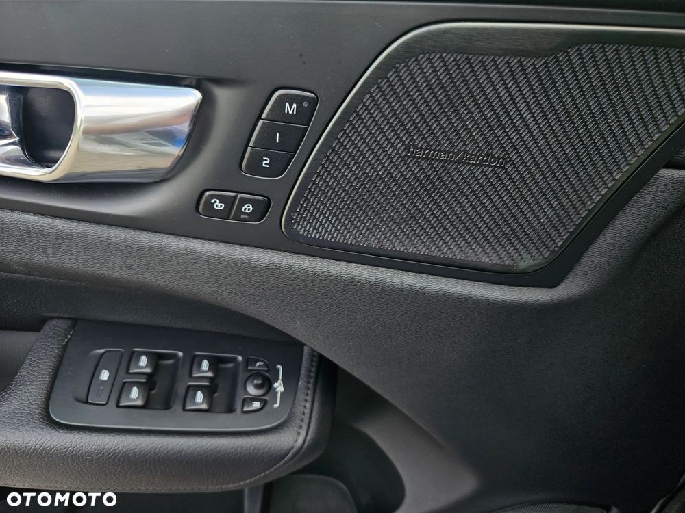 Volvo XC 60 T5 GPF AWD Inscription - 35