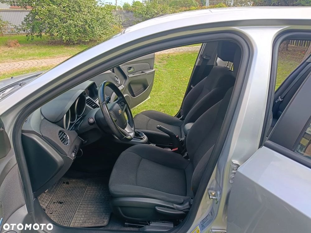 Chevrolet Cruze 1.8 LT+ - 16