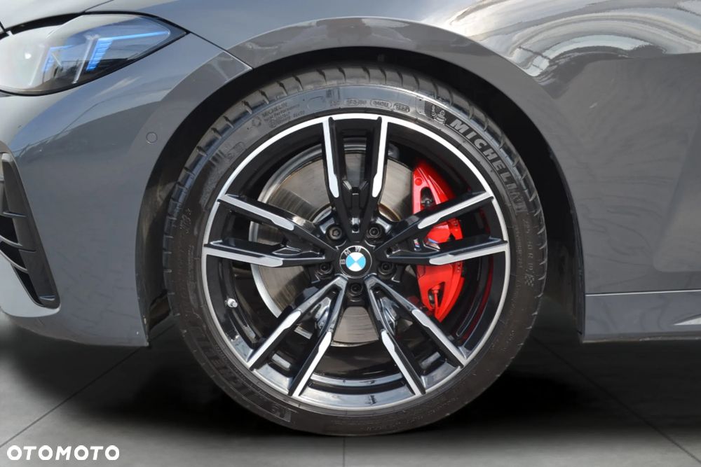 BMW Seria 4 M440i xDrive mHEV - 9