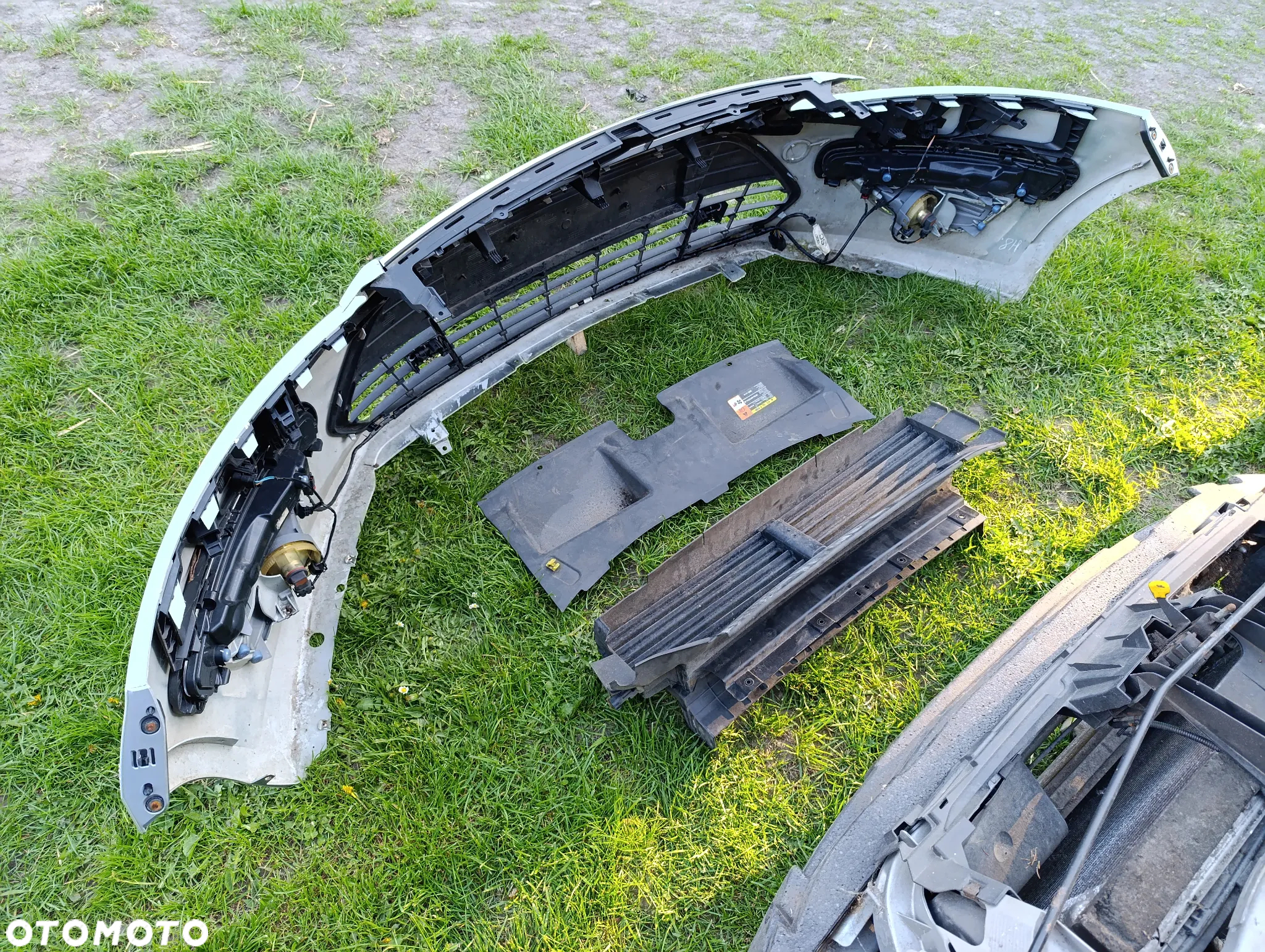 MASKA ZDERZAK PRZÓD MONDEO MK4 LIFT H8 - 5