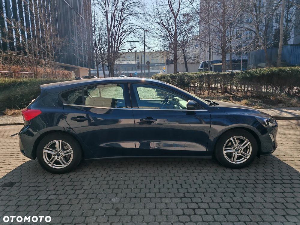 Ford Focus ver-1-5-ecoblue-trend-edition - 4