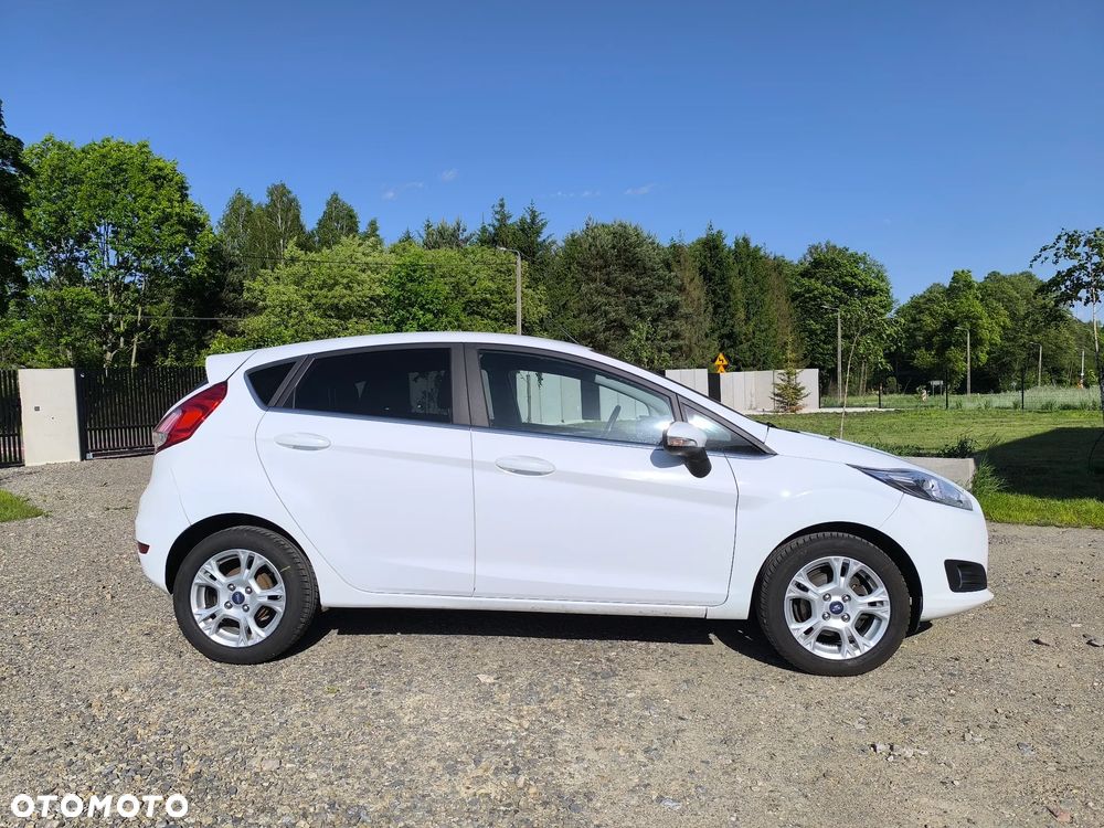 Ford Fiesta - 15