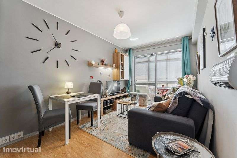 Oportunidade T1 Renovado Baixa Porto - Grande imagem: 3/12