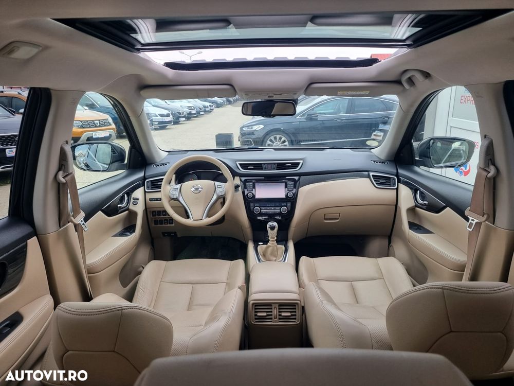 Nissan X-Trail 1.6L dCI Start/Stop Tekna - 11