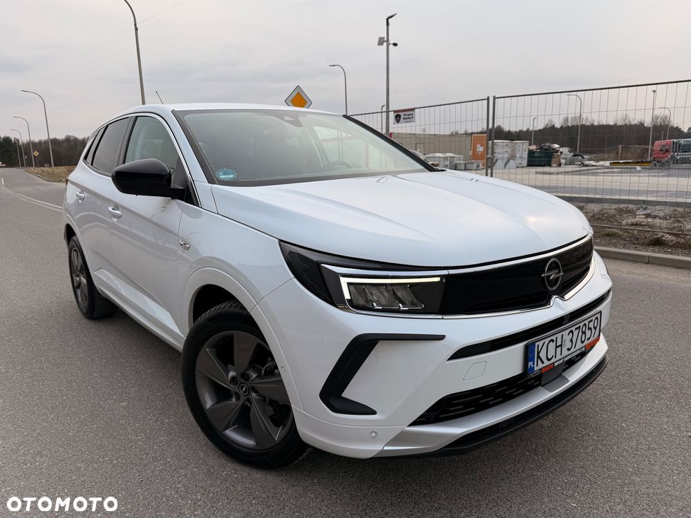 Opel Grandland 1.2 T Edition S&S - 9