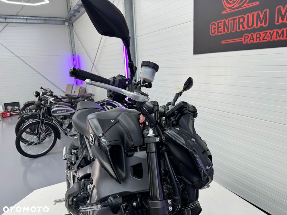 Yamaha MT - 11