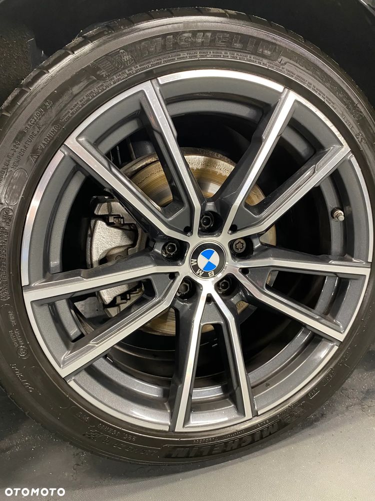 BMW Seria 3 320d - 23