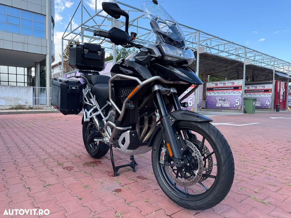 Triumph Tiger 1200 GT Explorer - 4