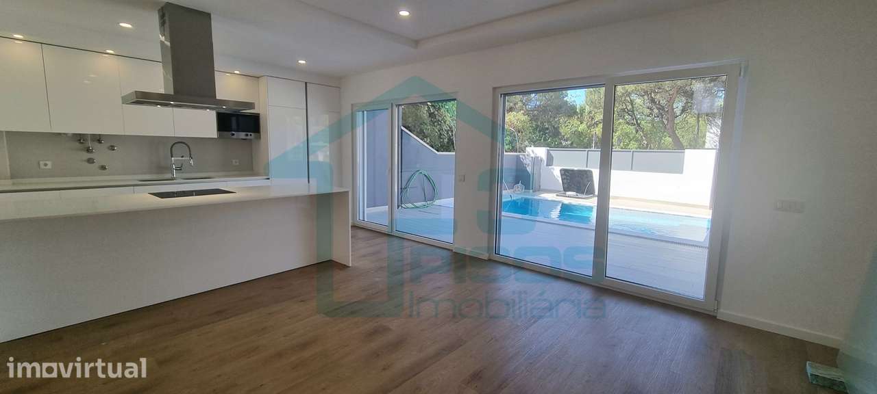 Moradia V4+1 com piscina - Costa da Caparica - Almada - Grande imagem: 5/36