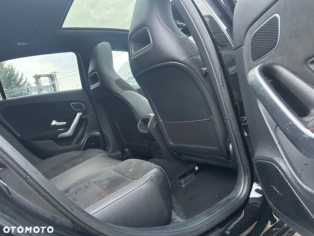 Mercedes-Benz Klasa A 250 4Matic 7G-DCT Edition 19 - 16