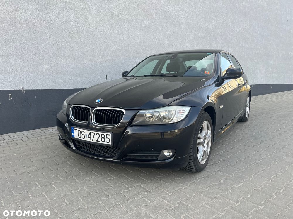 BMW Seria 3 318i - 1