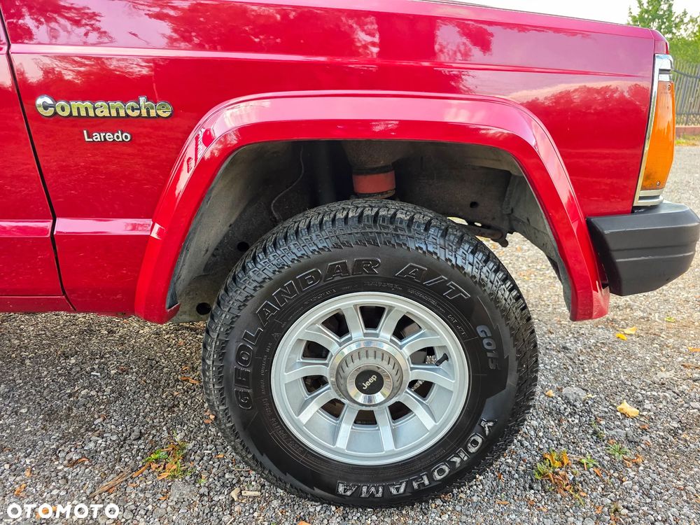 Jeep Comanche - 17
