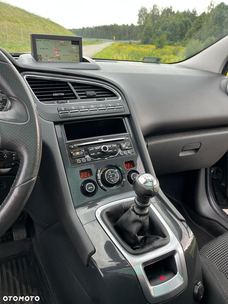 Peugeot 5008 1.6 HDi Premium - 28