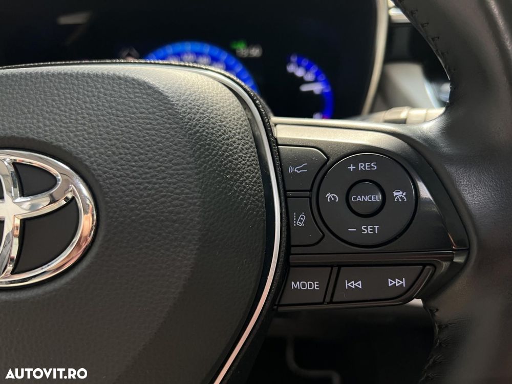 Toyota Corolla 2.0 Lounge - 28