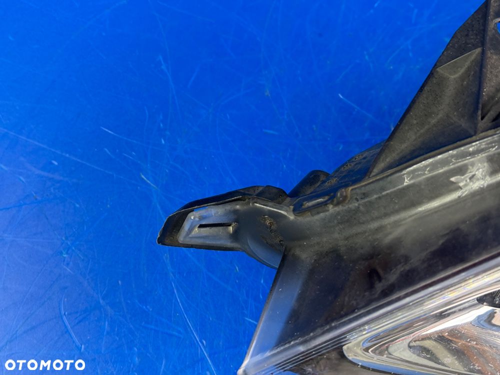 LEWY REFLEKTOR SOCZEWKA LED Opel meriva b lift Europa - 4