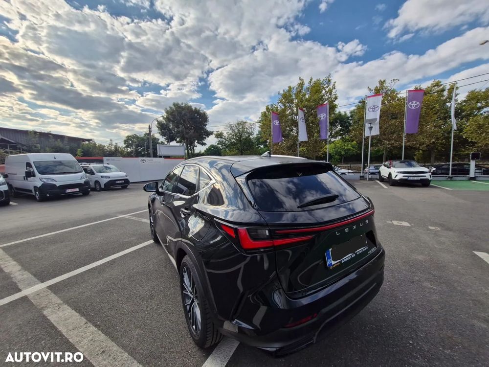 Lexus Seria NX - 5