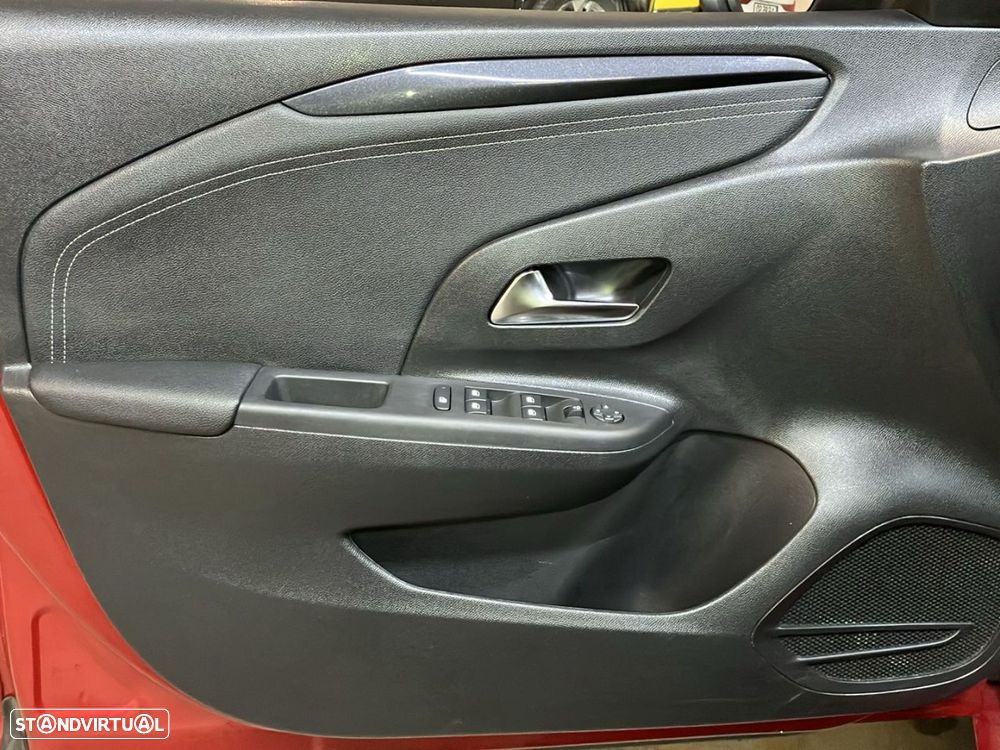 Opel Corsa 1.2 T GS - 20