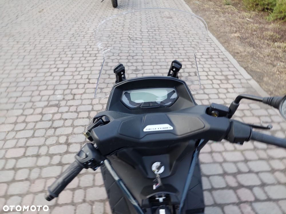 Kymco Skytown - 14