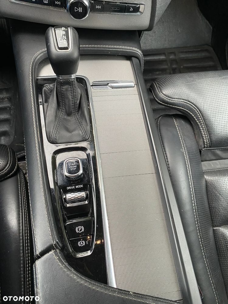 Volvo XC 90 D5 AWD Inscription - 13