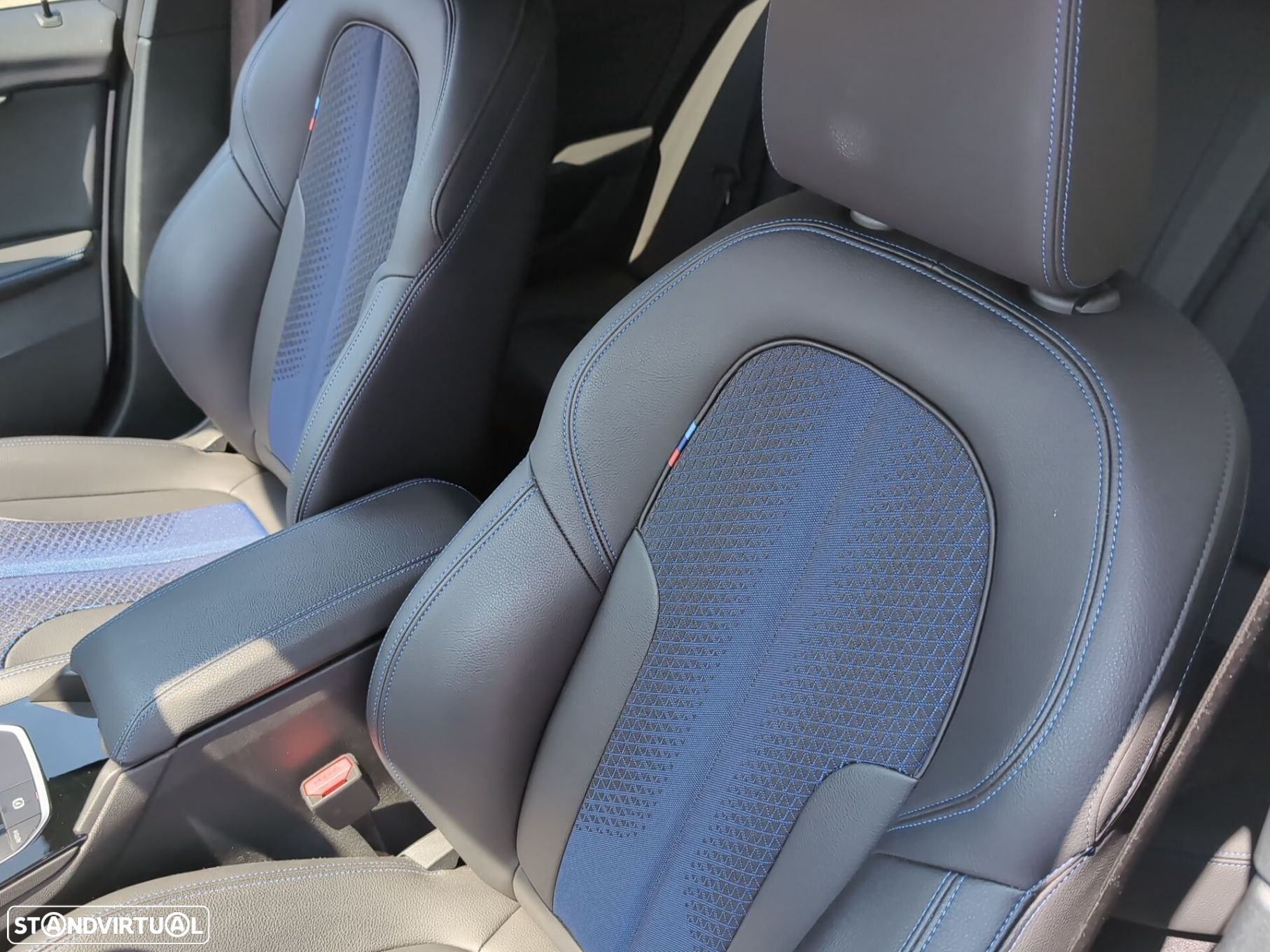 BMW 116 d Pack Desportivo M Auto - 16