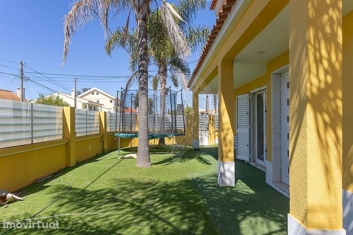 Moradia T4 para arrendamento - Grande imagem: 2/11