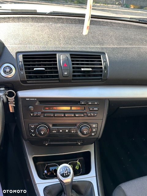 BMW Seria 1 118d - 5