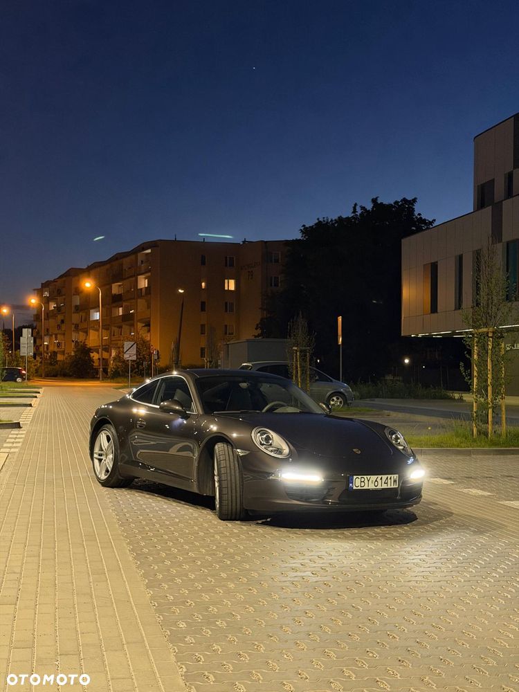 Porsche 911 Carrera PDK - 10