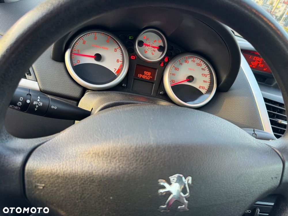 Peugeot 207 1.4 nICE - 27