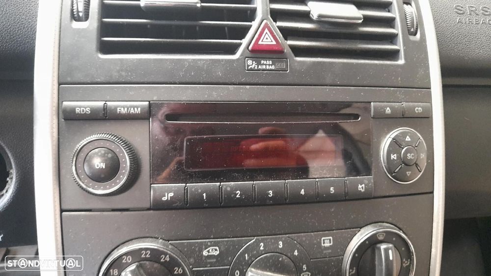 Rádio / auto-rádio MERCEDES-BENZ Classe A (W169) - 1