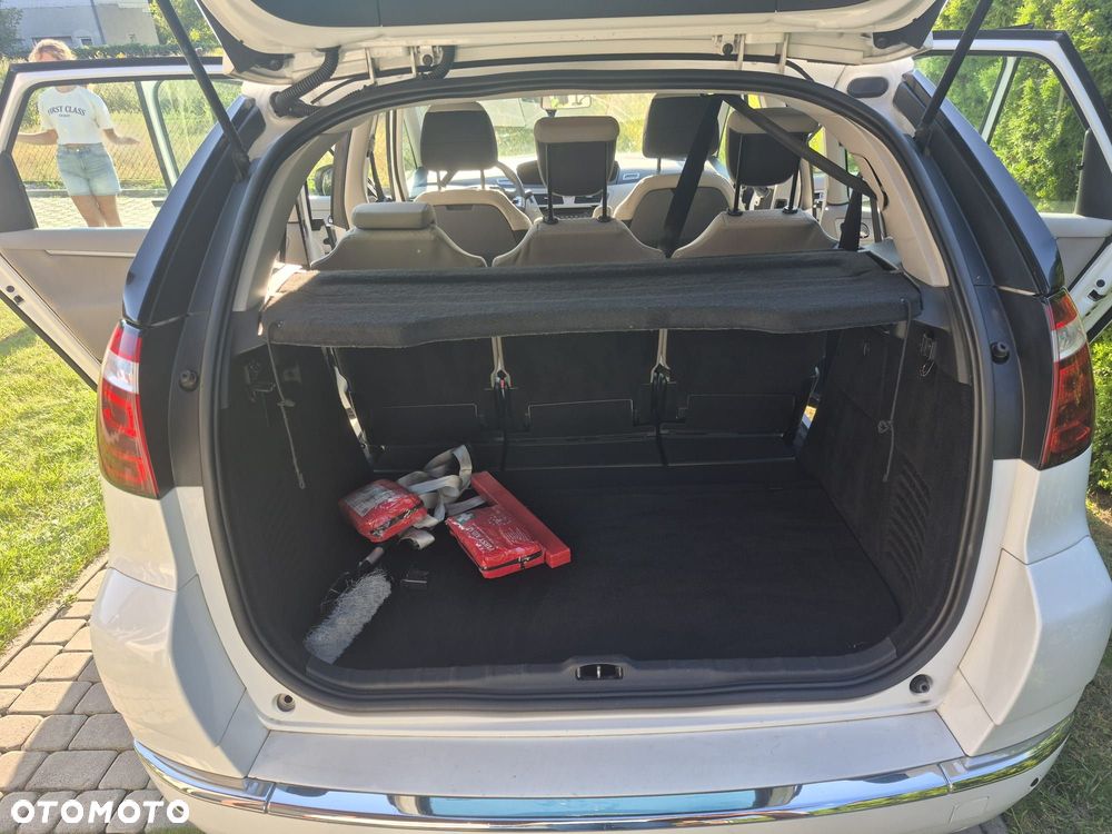 Citroën C4 Picasso 1.6 HDi X - 9