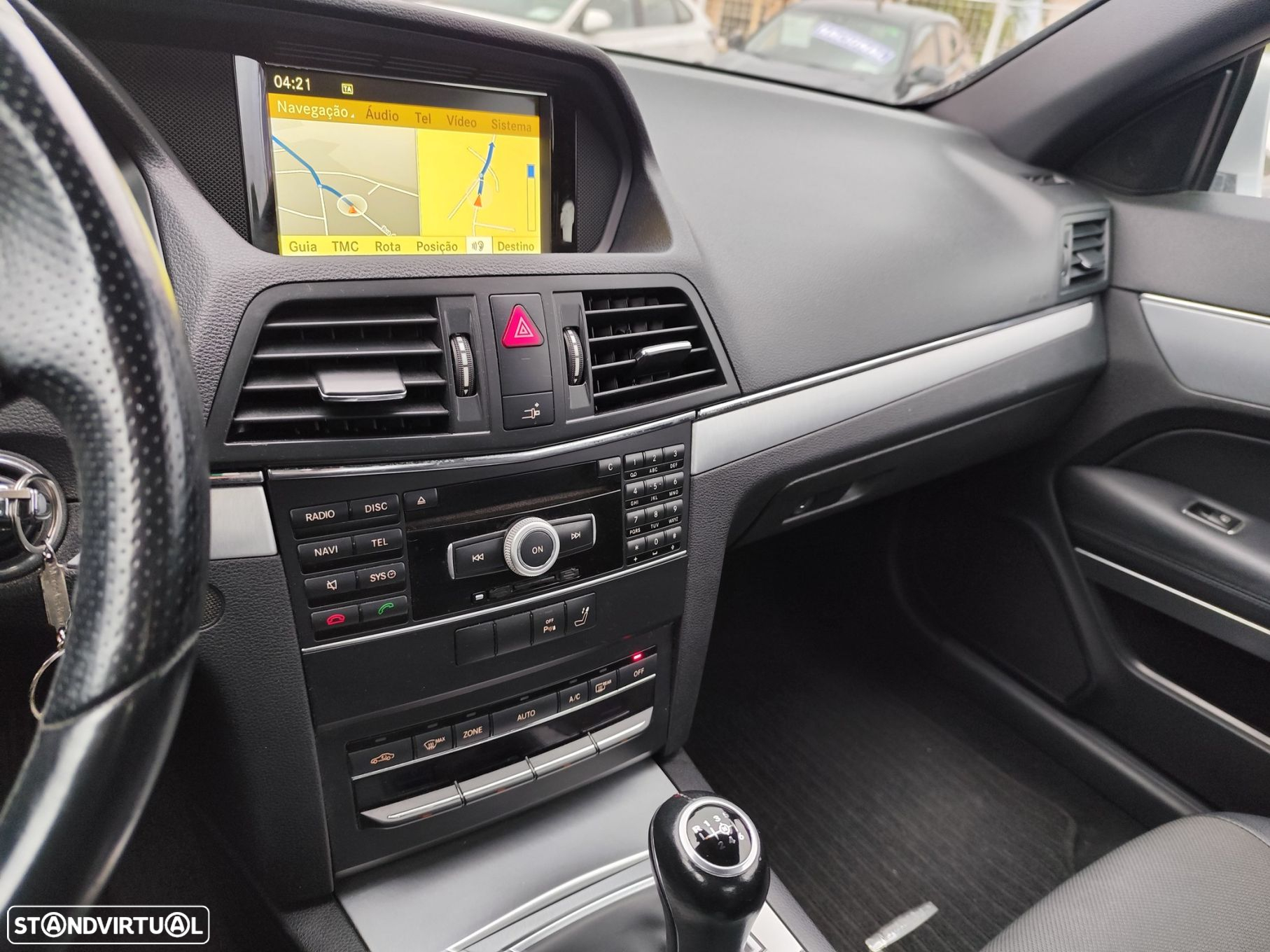 Mercedes-Benz E 220 CDi Avantgarde BlueEfficiency - 20
