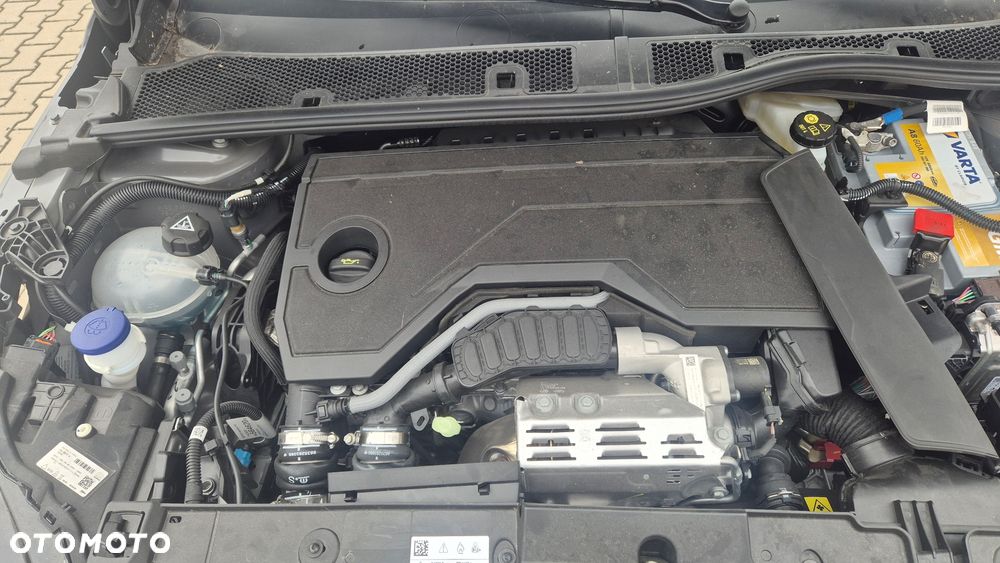 Peugeot 208 Hybrid 100 e-DSC6 GT - 17