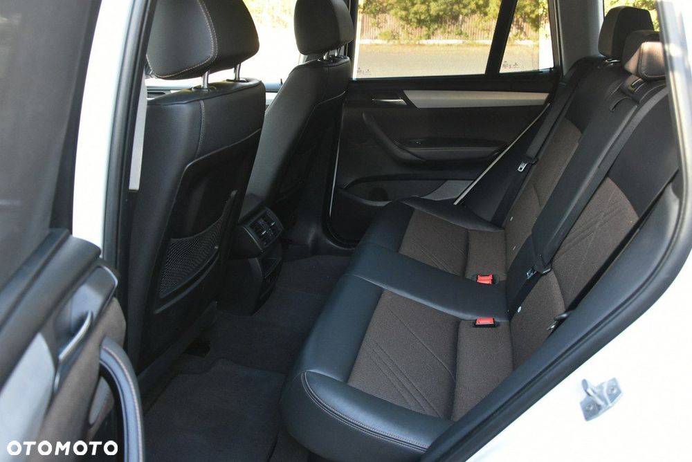 BMW X3 xDrive20i xLine - 17