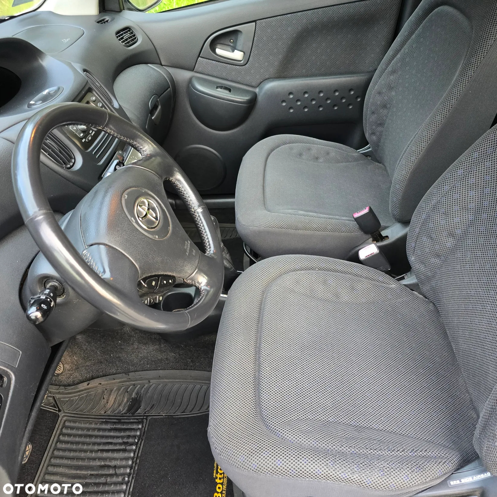 Toyota Yaris Verso 1.3 Sol - 7