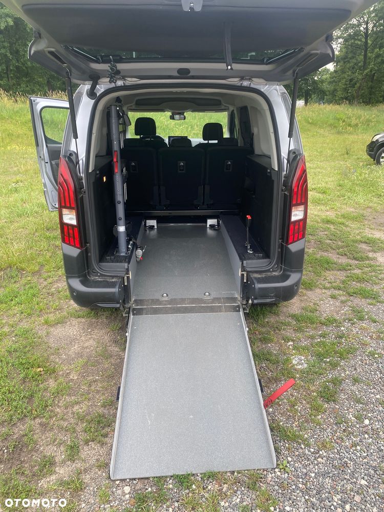 Peugeot Rifter 130 L1 EAT8 GT - 26