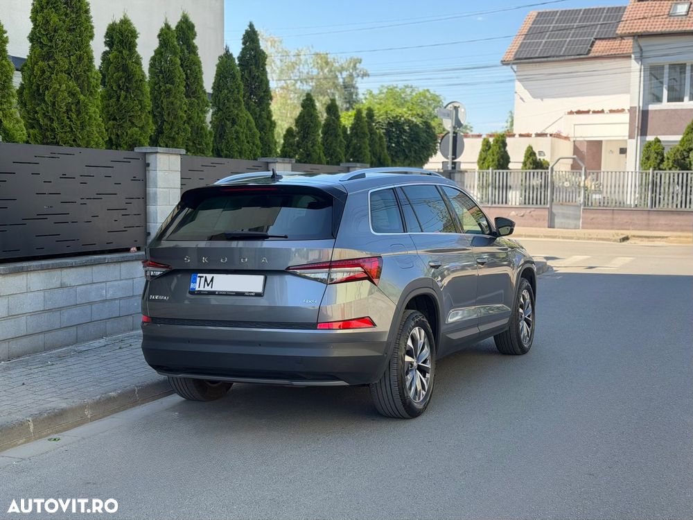Skoda Kodiaq 2.0 TSI 4X4 DSG Style - 4