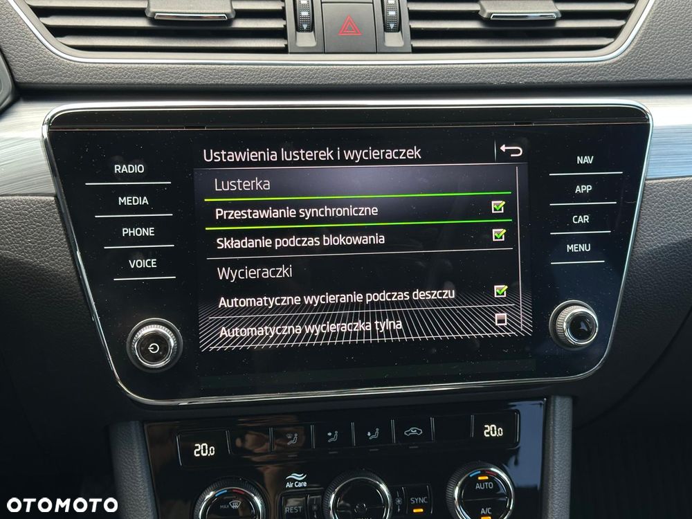Skoda Superb 2.0 TDI Ambition - 28