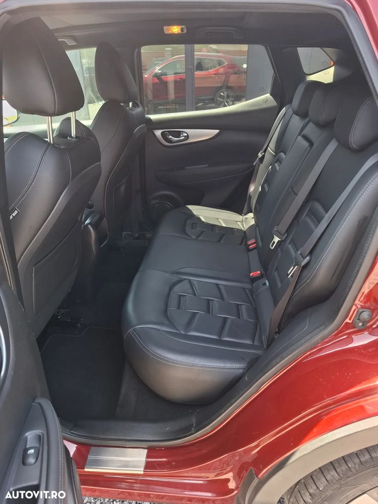 Nissan Qashqai 1.7 dCi TEKNA+ - 12