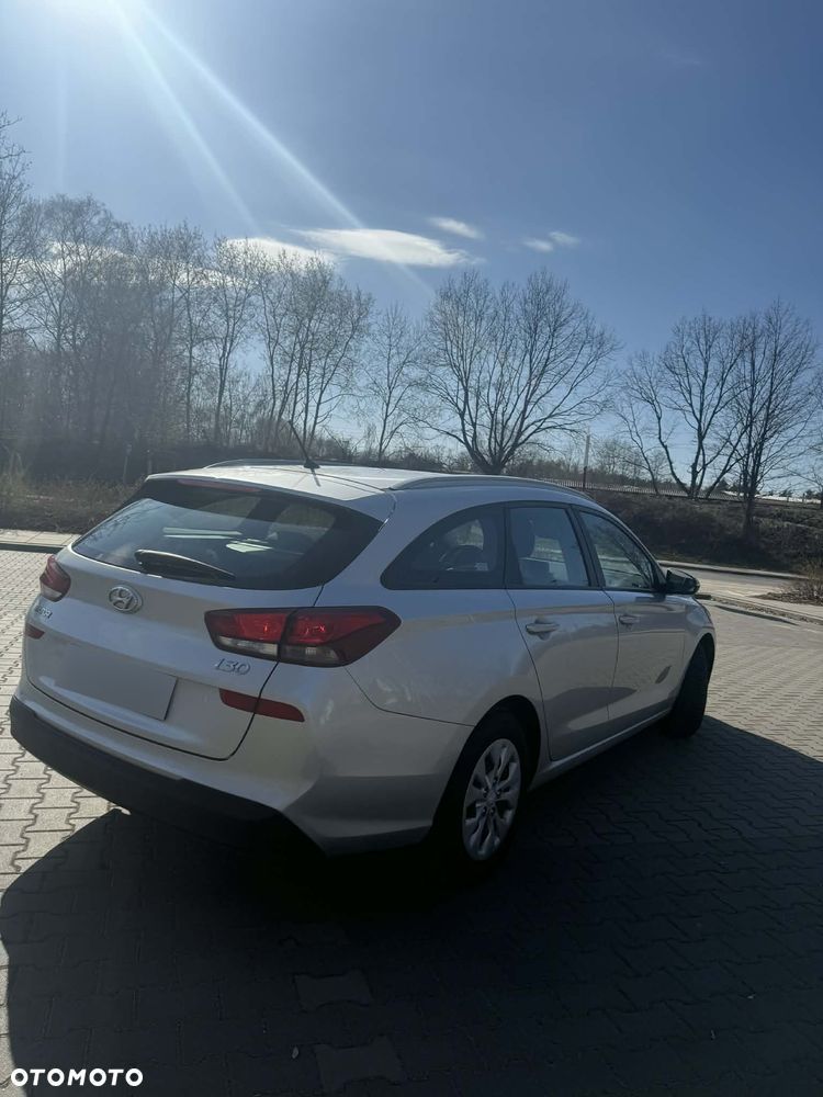 Hyundai i30 1.6 D Comfort - 5